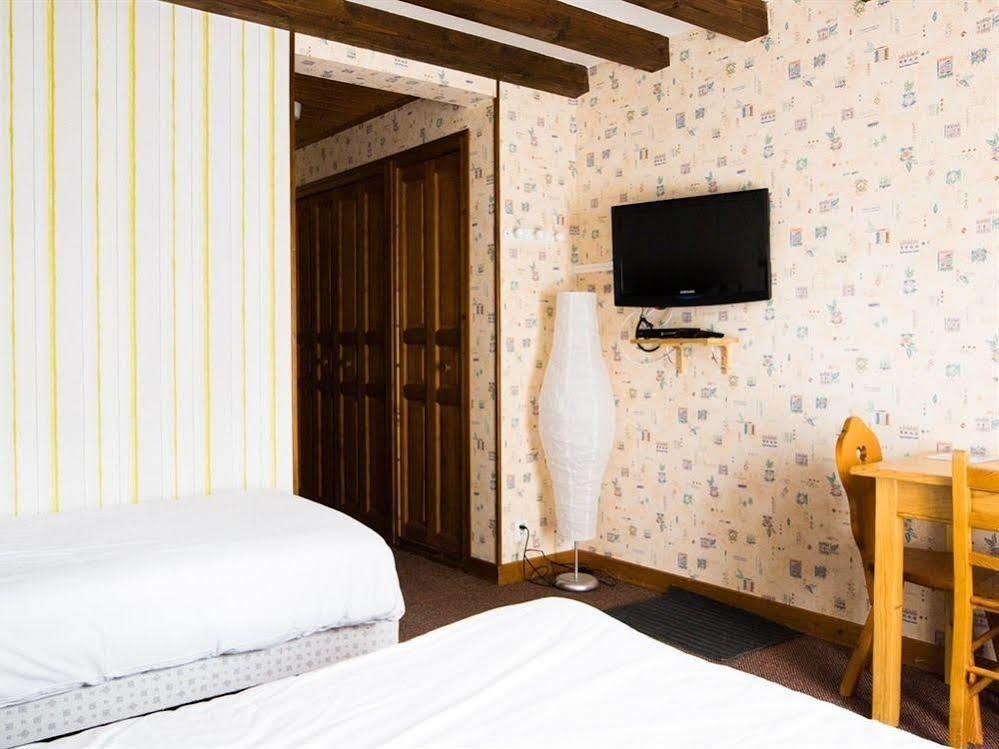 Le Taconet Hotel Льо Праз де Лис Екстериор снимка